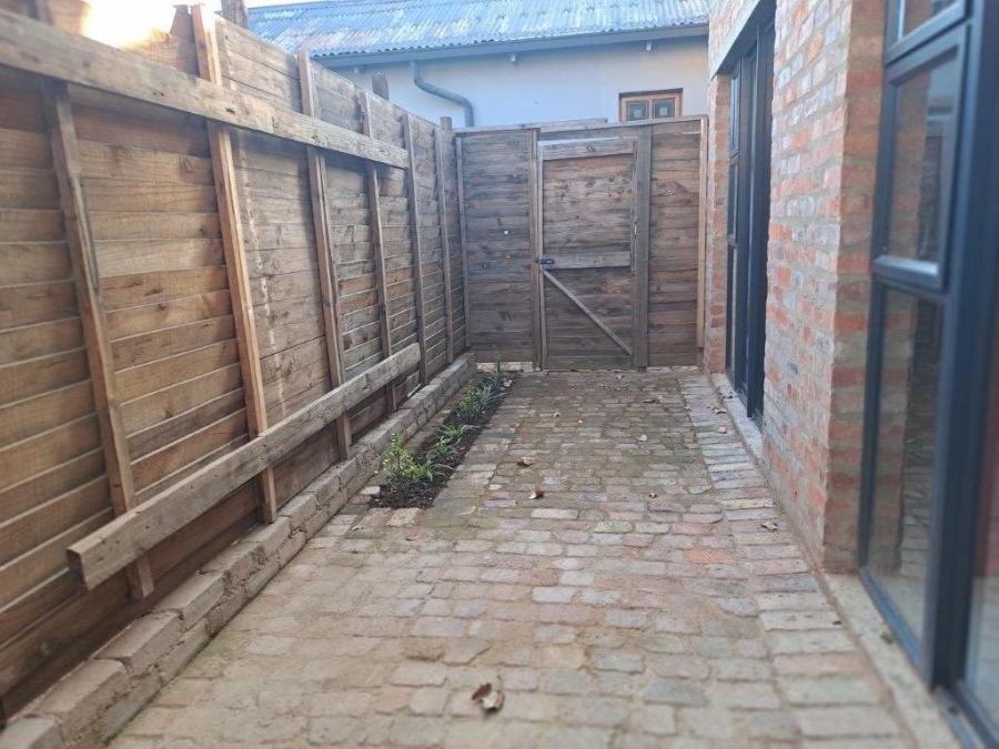 To Let 1 Bedroom Property for Rent in Sydenham Gauteng