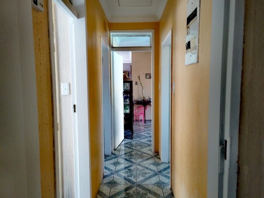 3 Bedroom Property for Sale in Brackendowns Gauteng
