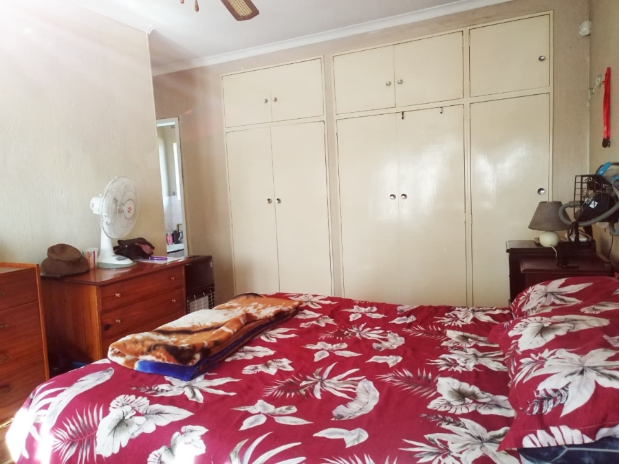 3 Bedroom Property for Sale in Brackendowns Gauteng