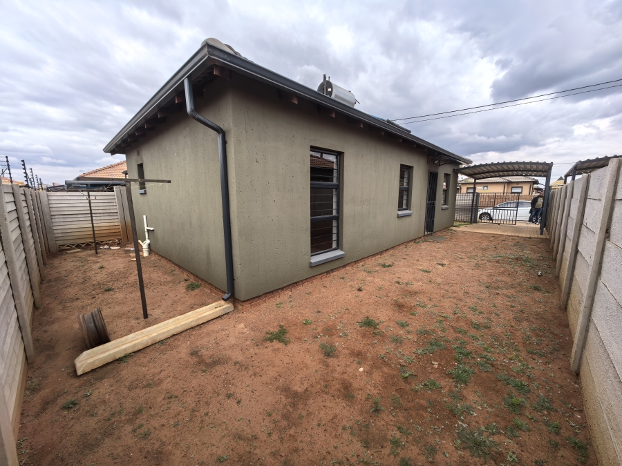 3 Bedroom Property for Sale in Protea Glen Gauteng