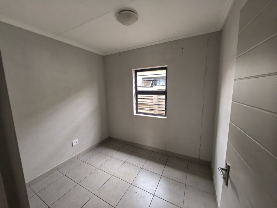 3 Bedroom Property for Sale in Protea Glen Gauteng