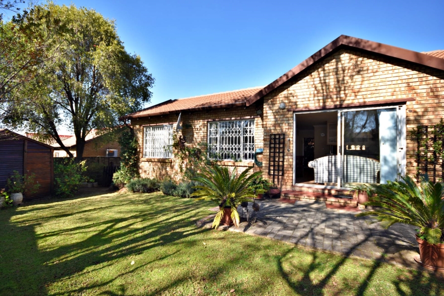 4 Bedroom Property for Sale in Olivedale Gauteng
