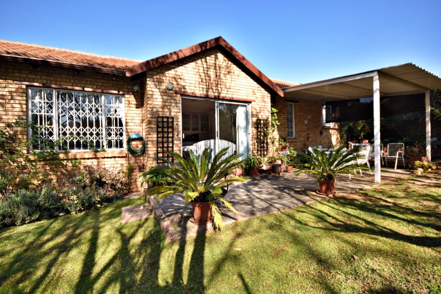 4 Bedroom Property for Sale in Olivedale Gauteng