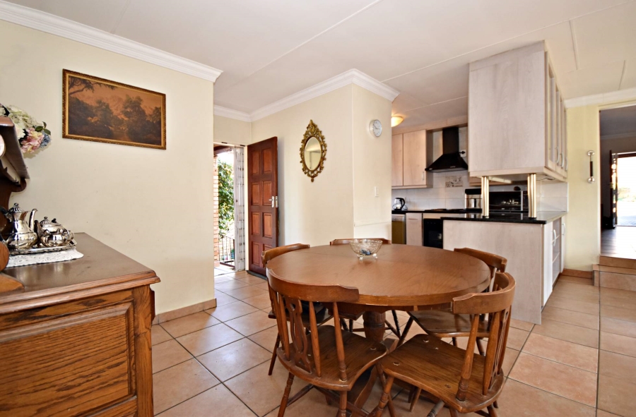 4 Bedroom Property for Sale in Olivedale Gauteng