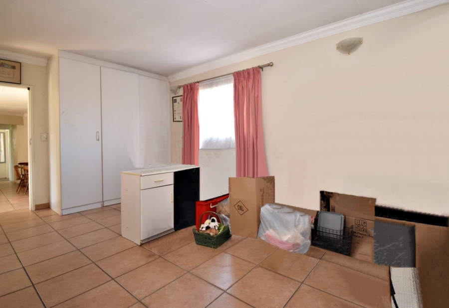 4 Bedroom Property for Sale in Olivedale Gauteng