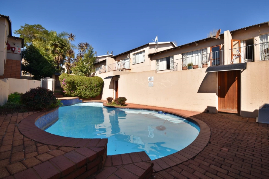 2 Bedroom Property for Sale in Ferndale Gauteng
