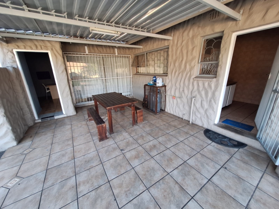 11 Bedroom Property for Sale in Vanderbijlpark SE 7 Gauteng