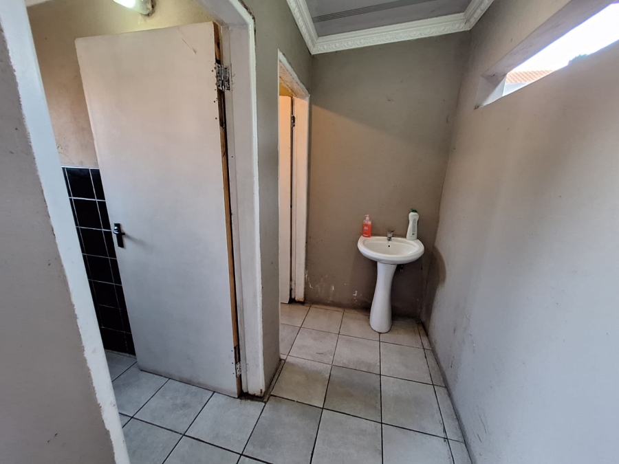 11 Bedroom Property for Sale in Vanderbijlpark SE 7 Gauteng