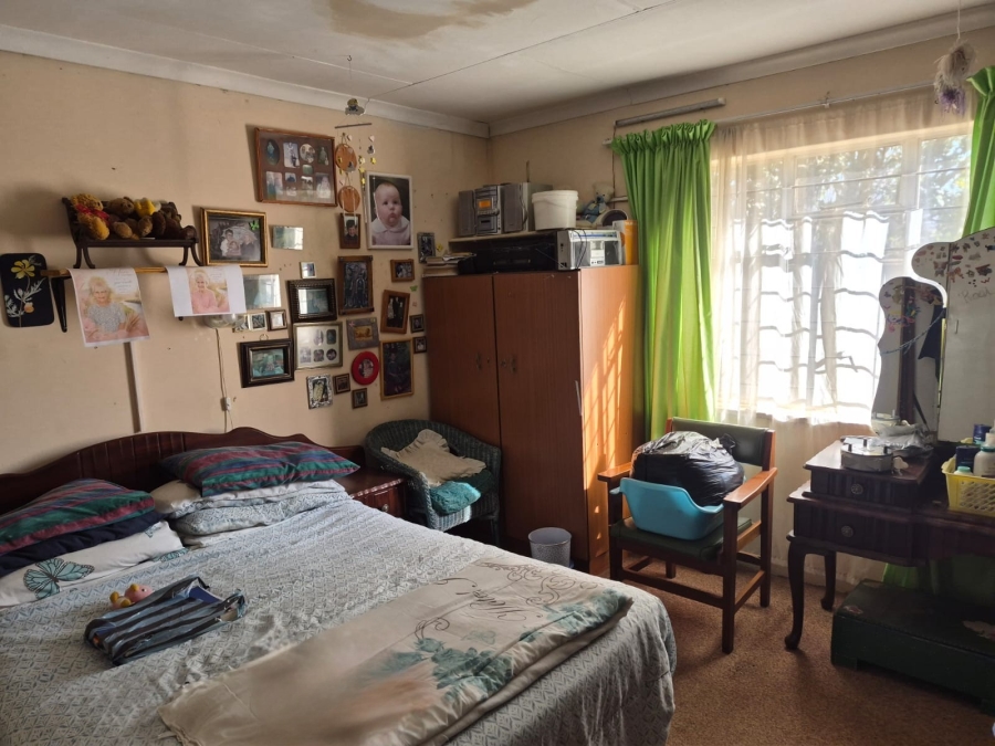 4 Bedroom Property for Sale in Falcon Ridge Gauteng