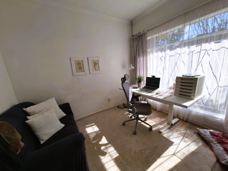 4 Bedroom Property for Sale in Falcon Ridge Gauteng
