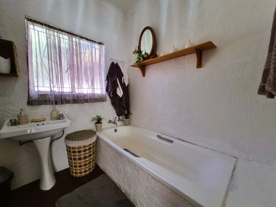 4 Bedroom Property for Sale in Falcon Ridge Gauteng