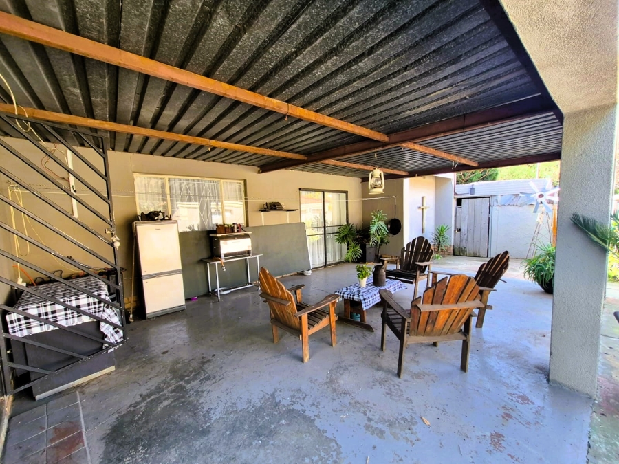 4 Bedroom Property for Sale in Falcon Ridge Gauteng