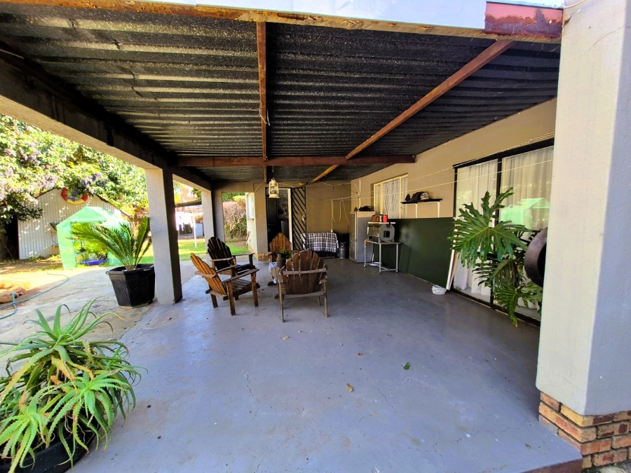 4 Bedroom Property for Sale in Falcon Ridge Gauteng
