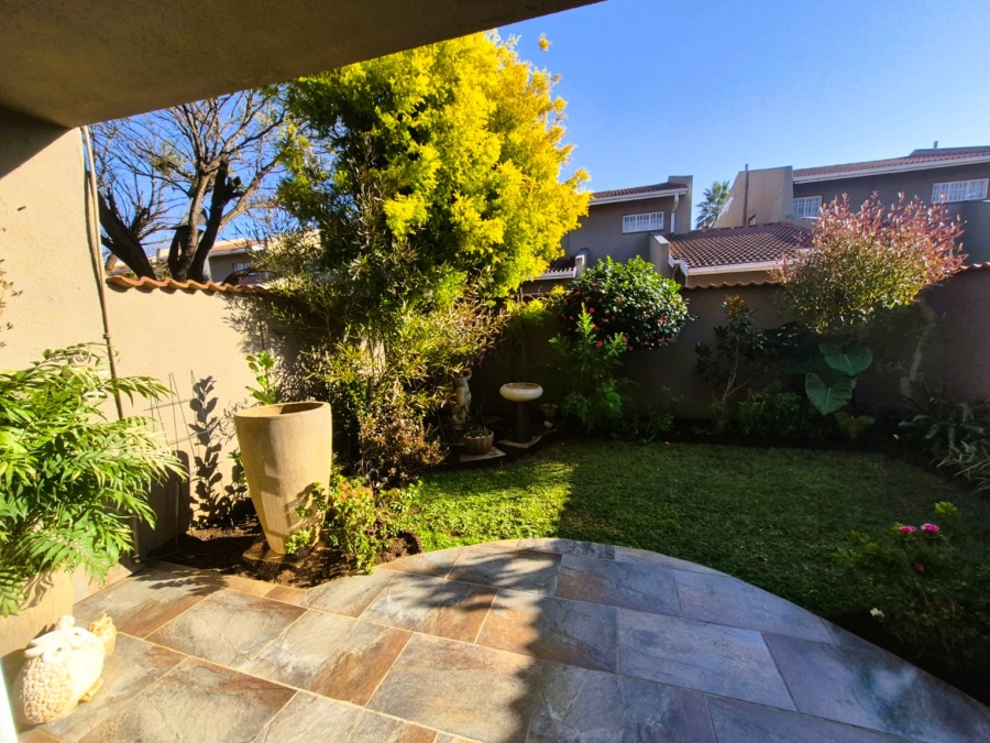 3 Bedroom Property for Sale in Three Rivers Proper Gauteng