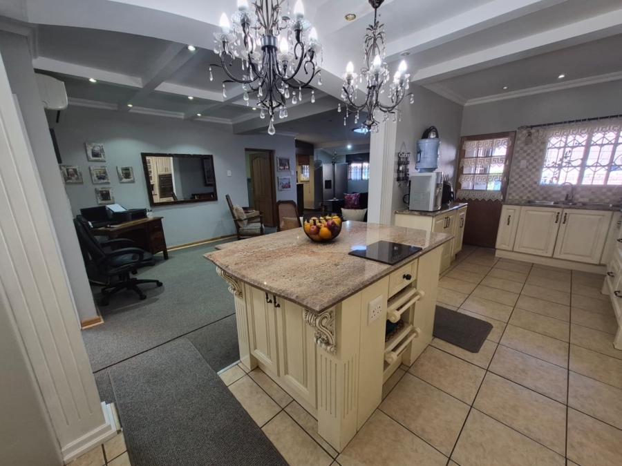 3 Bedroom Property for Sale in Three Rivers Proper Gauteng