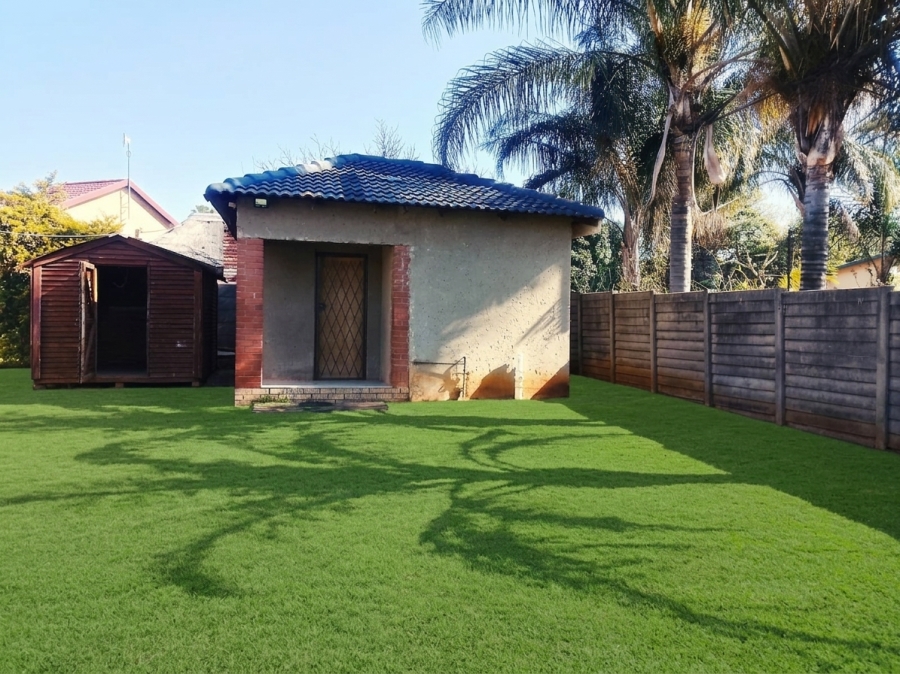 4 Bedroom Property for Sale in Heuweloord Gauteng