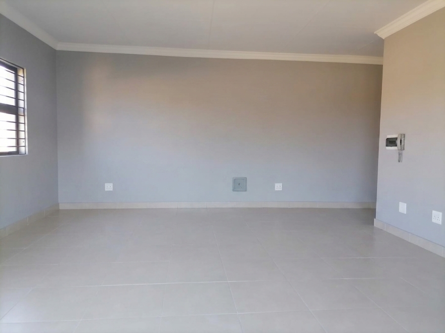 4 Bedroom Property for Sale in Heuweloord Gauteng
