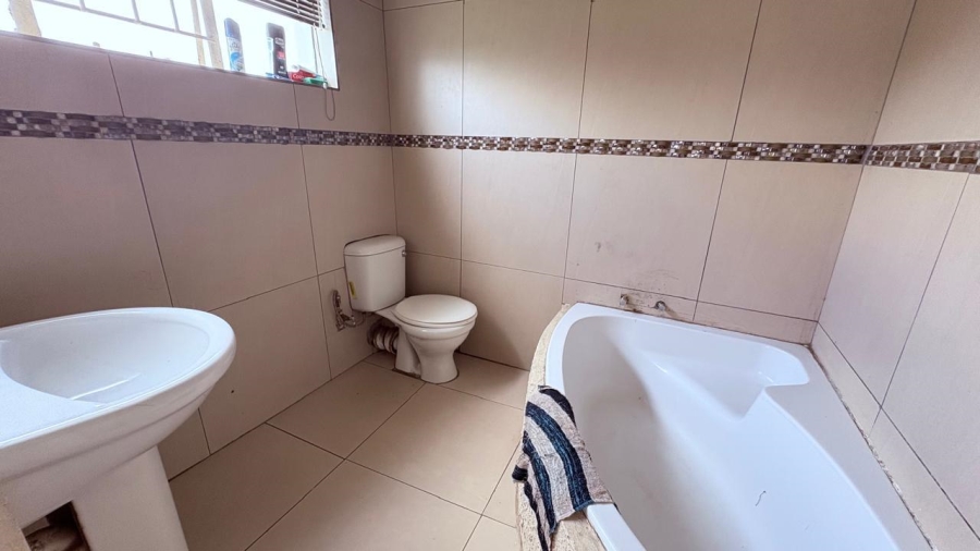 To Let 3 Bedroom Property for Rent in Brakpan Central Gauteng