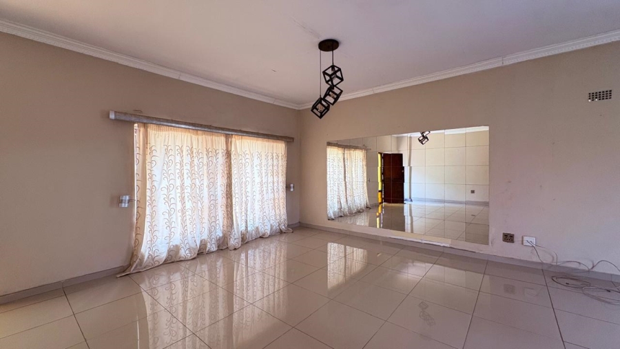 To Let 3 Bedroom Property for Rent in Brakpan Central Gauteng