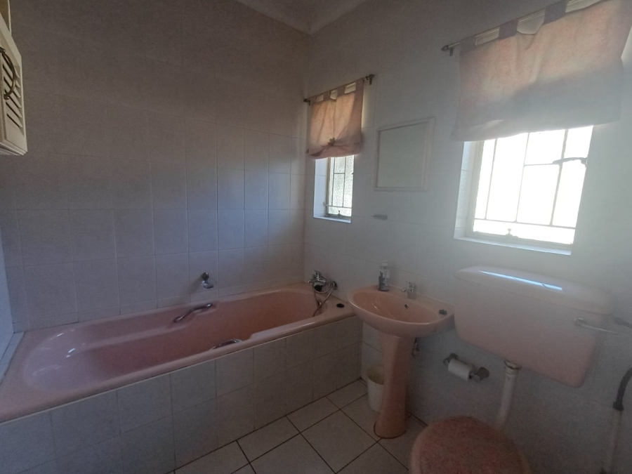 3 Bedroom Property for Sale in Vanderbijlpark Sw 2 Gauteng