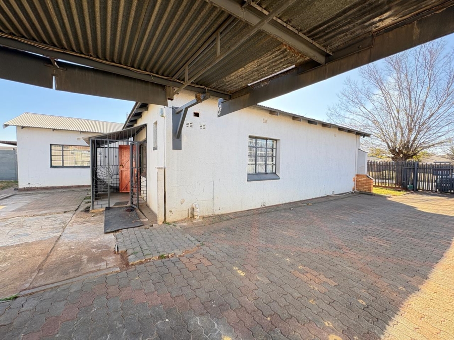 To Let 3 Bedroom Property for Rent in Brenthurst Gauteng