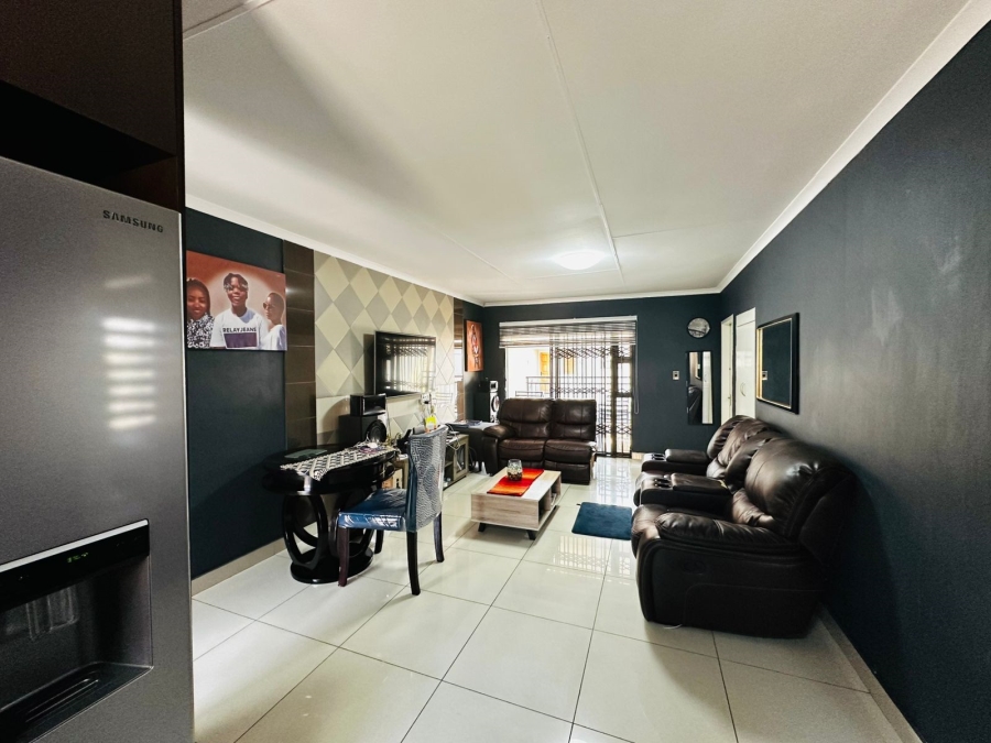 3 Bedroom Property for Sale in Parkrand Gauteng