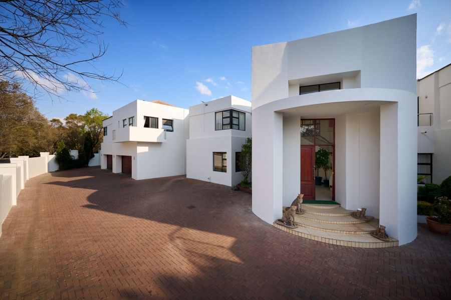 6 Bedroom Property for Sale in Carlswald Estate Gauteng