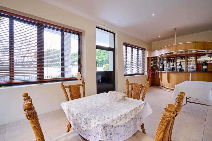6 Bedroom Property for Sale in Carlswald Estate Gauteng