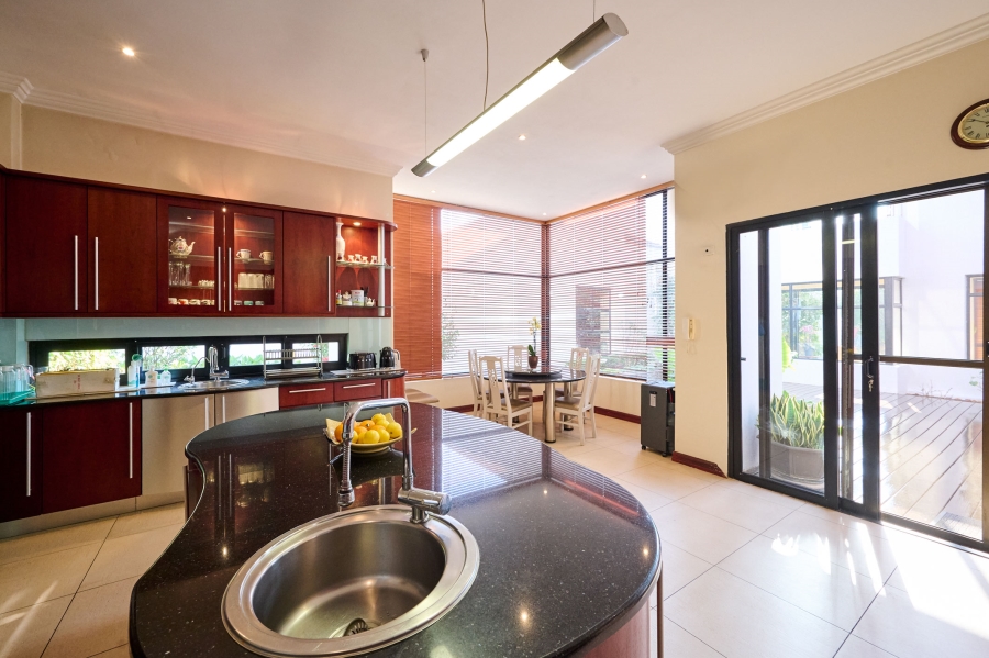 6 Bedroom Property for Sale in Carlswald Estate Gauteng