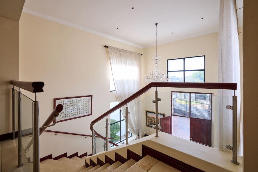 6 Bedroom Property for Sale in Carlswald Estate Gauteng