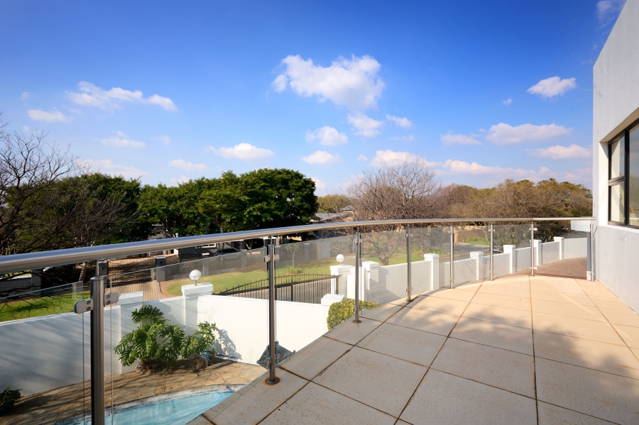 6 Bedroom Property for Sale in Carlswald Estate Gauteng