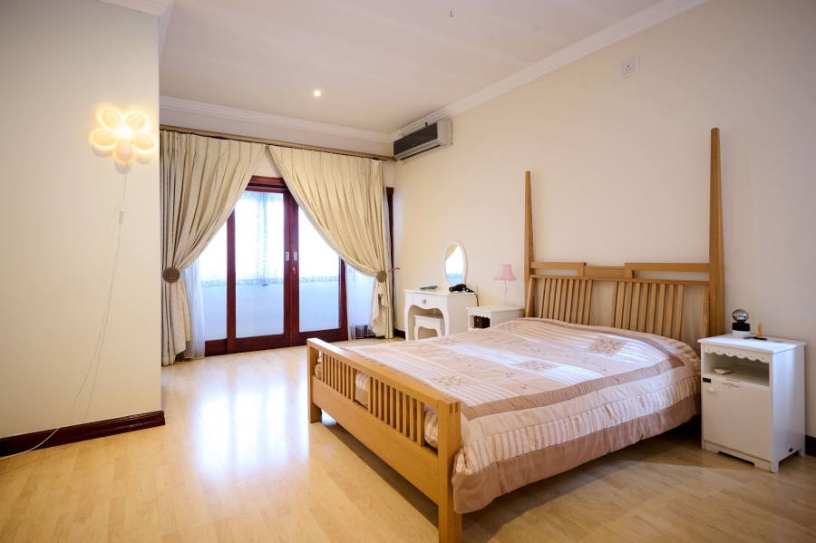 6 Bedroom Property for Sale in Carlswald Estate Gauteng
