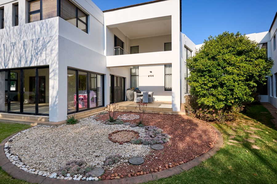 6 Bedroom Property for Sale in Carlswald Estate Gauteng