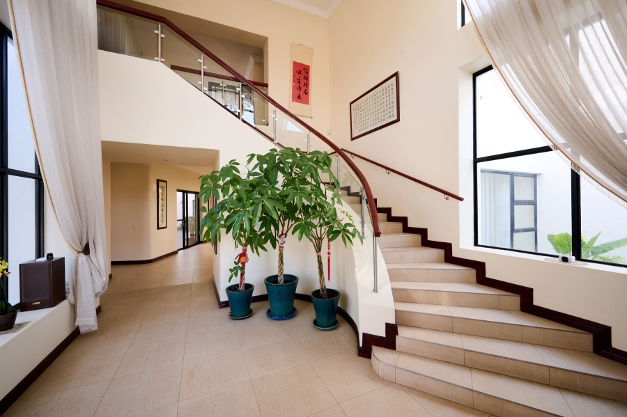 6 Bedroom Property for Sale in Carlswald Estate Gauteng