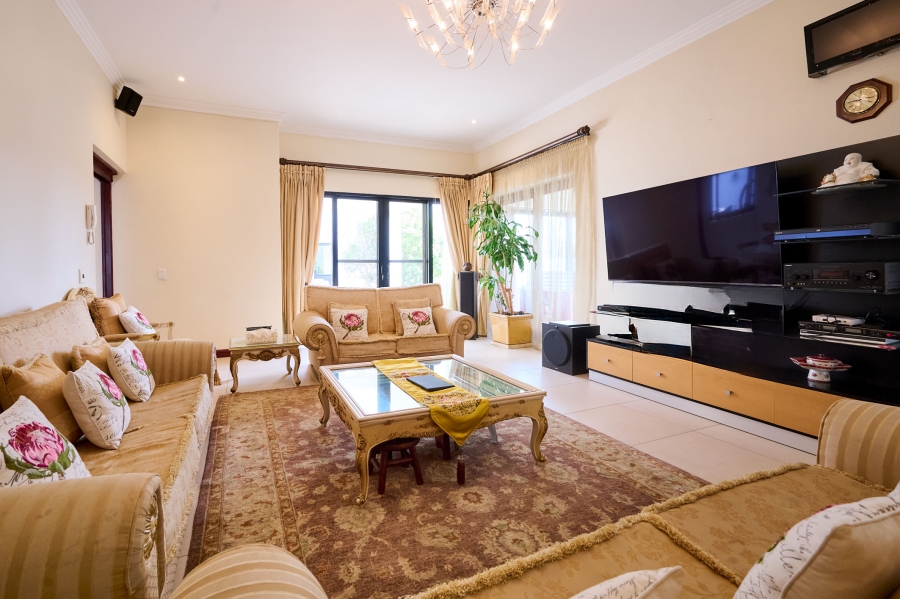6 Bedroom Property for Sale in Carlswald Estate Gauteng