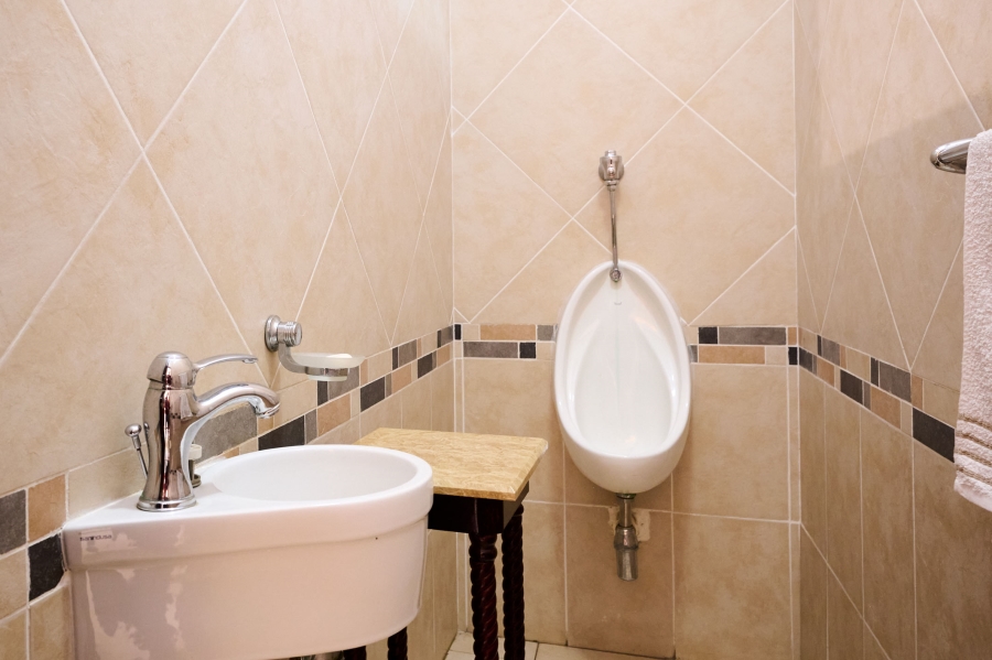 6 Bedroom Property for Sale in Carlswald Estate Gauteng