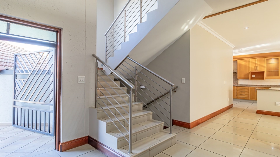 4 Bedroom Property for Sale in Rietvlei Ridge Country Estate Gauteng