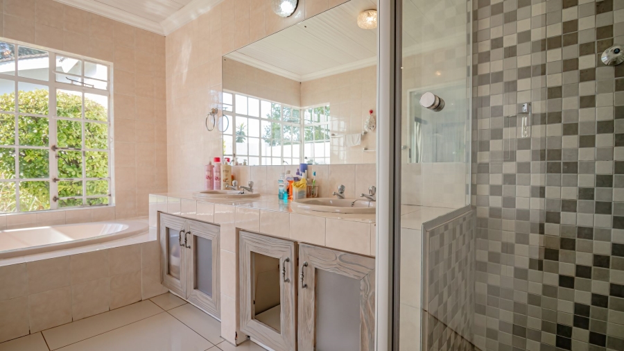 To Let 3 Bedroom Property for Rent in Glen Austin Gauteng