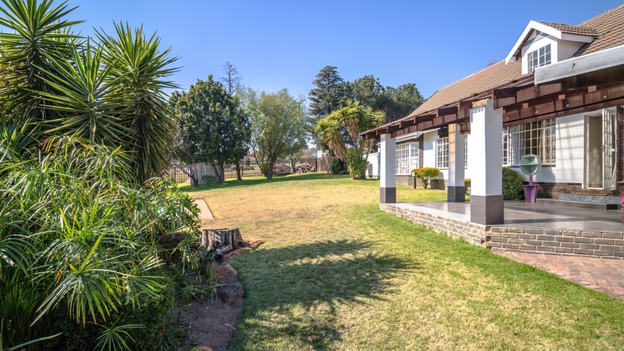 To Let 3 Bedroom Property for Rent in Glen Austin Gauteng