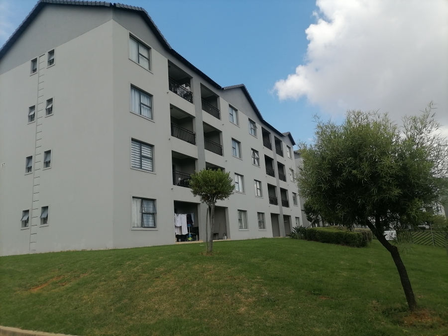 To Let 2 Bedroom Property for Rent in Carlswald Gauteng