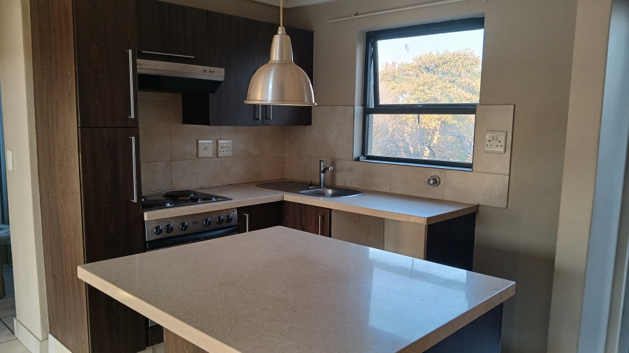 To Let 1 Bedroom Property for Rent in Lonehill Gauteng