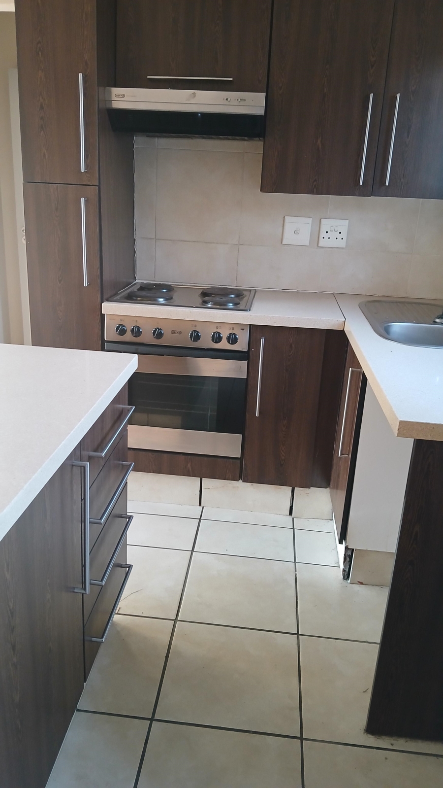 To Let 1 Bedroom Property for Rent in Lonehill Gauteng