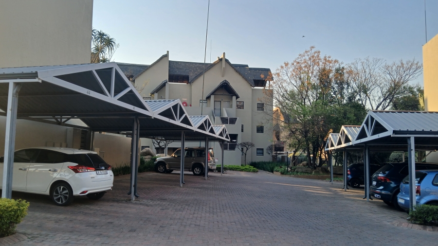 To Let 1 Bedroom Property for Rent in Lonehill Gauteng
