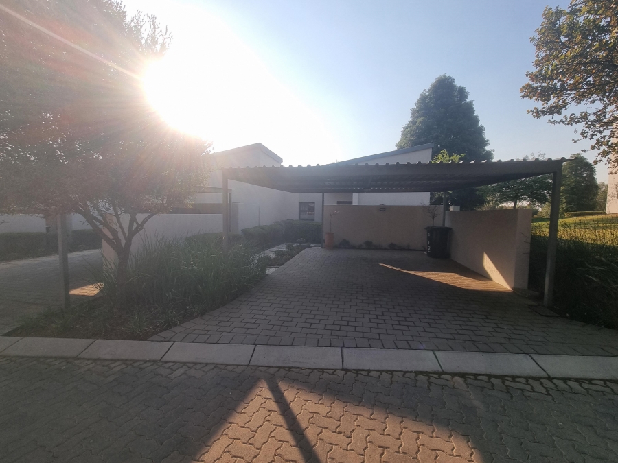 To Let 3 Bedroom Property for Rent in Jackal Creek Golf Estate Gauteng