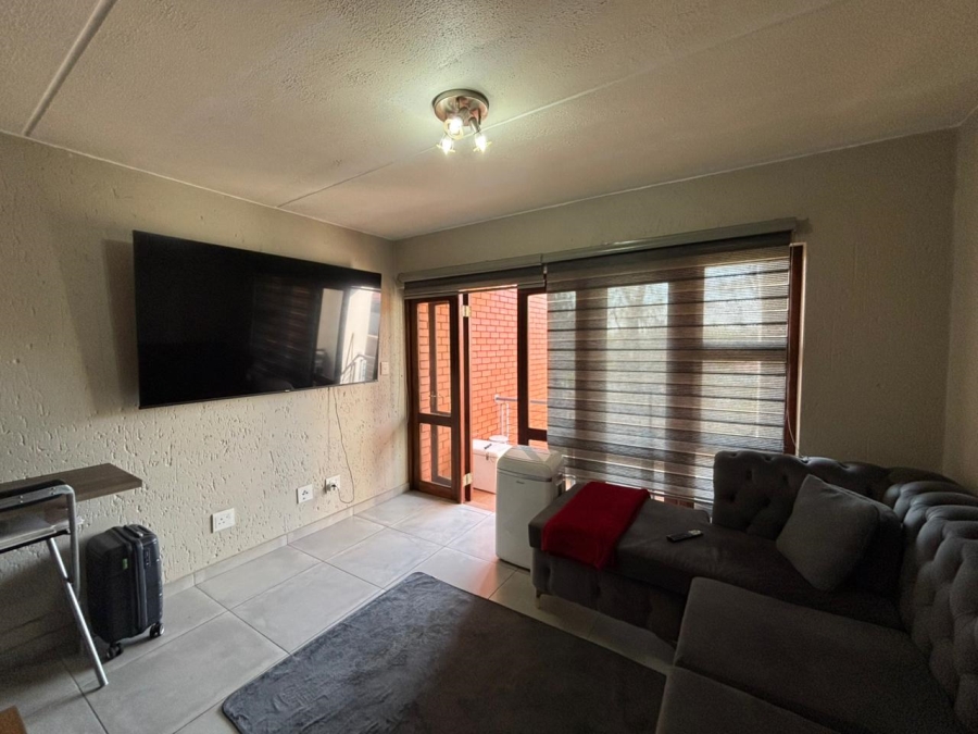 To Let 2 Bedroom Property for Rent in Ferndale Gauteng