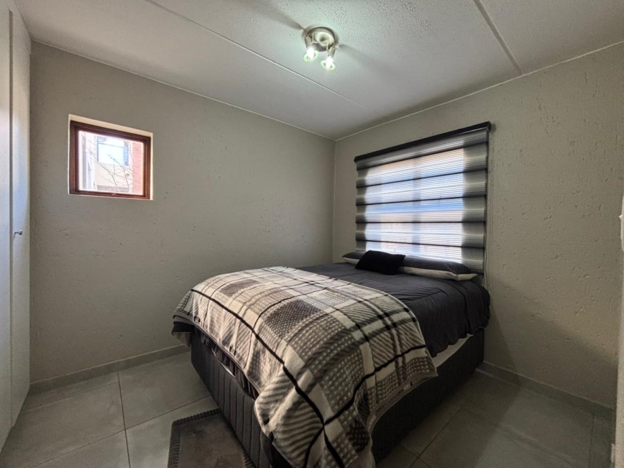 To Let 2 Bedroom Property for Rent in Ferndale Gauteng