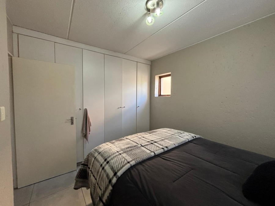To Let 2 Bedroom Property for Rent in Ferndale Gauteng