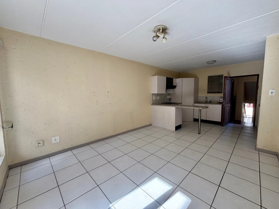 To Let 1 Bedroom Property for Rent in Ferndale Gauteng