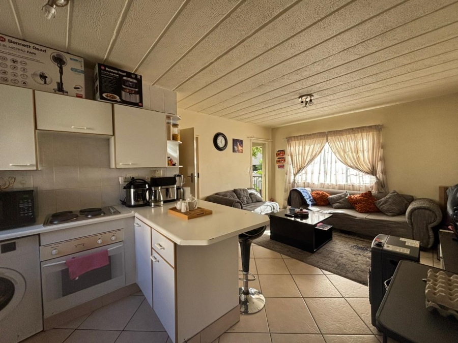 To Let 1 Bedroom Property for Rent in Paulshof Gauteng