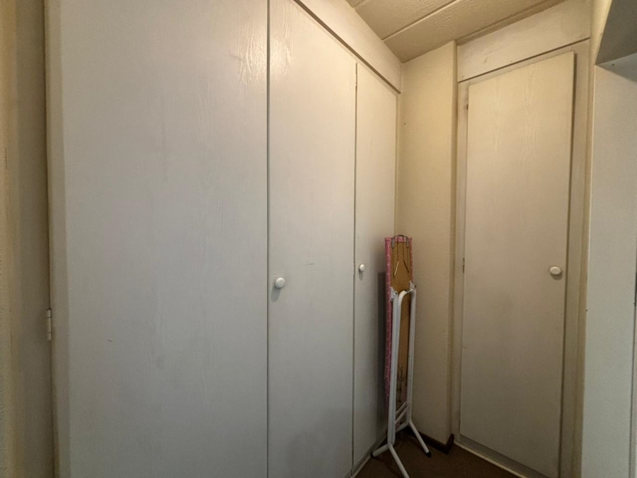 To Let 1 Bedroom Property for Rent in Paulshof Gauteng